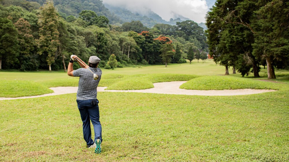 professional-golfer-bali-indonesia
